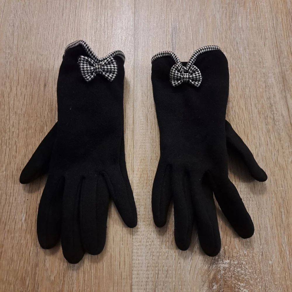 Black Women's Bow Detail Winter Gloves